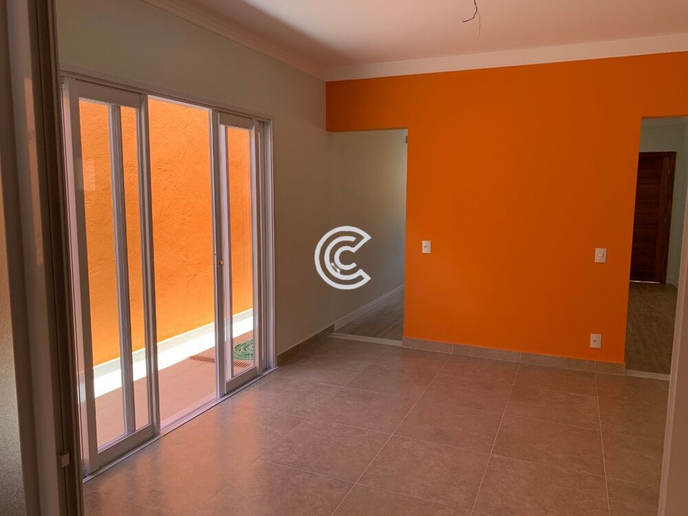 Casa à venda com 2 quartos, 661m² - Foto 2