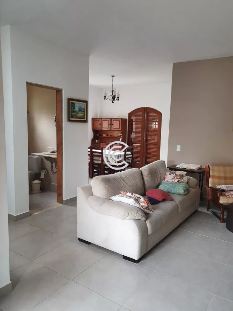 Casa à venda com 3 quartos, 305m² - Foto 4