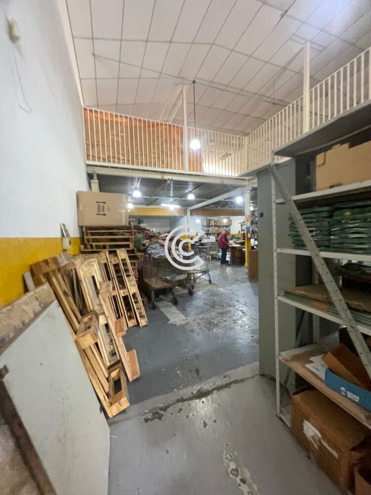 Depósito-Galpão-Armazém à venda e aluguel, 437m² - Foto 3