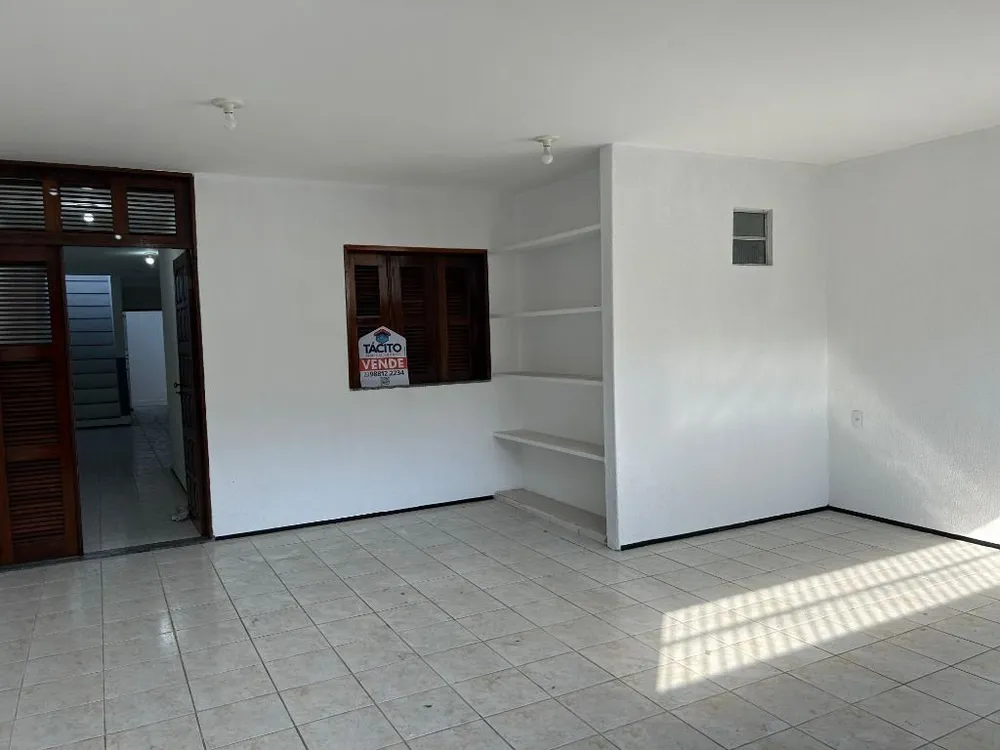 Casa, 4 quartos, 240 m² - Foto 1