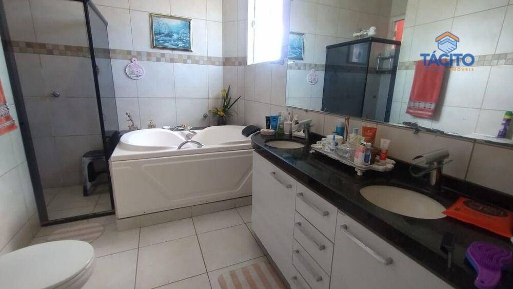 Casa, 3 quartos, 295 m² - Foto 13