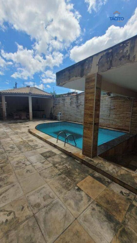 Casa, 3 quartos, 295 m² - Foto 2