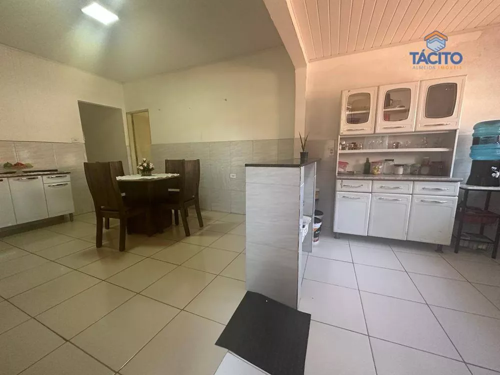 Casa, 8 quartos, 400 m² - Foto 2