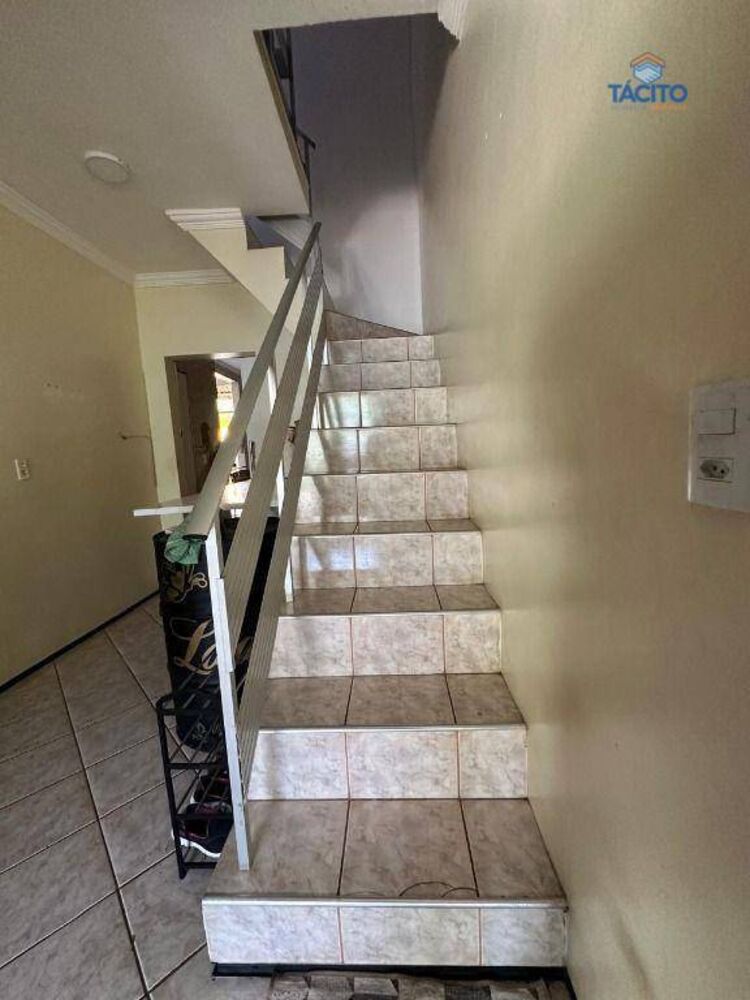Casa à venda com 4 quartos, 140m² - Foto 10
