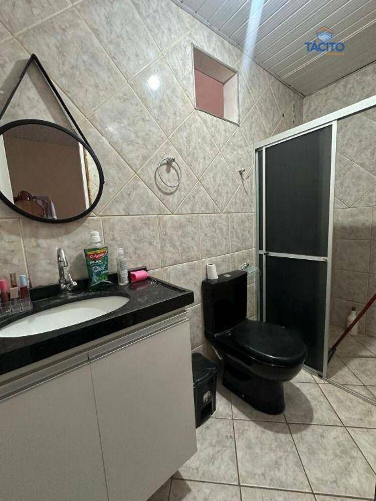 Casa à venda com 4 quartos, 140m² - Foto 13