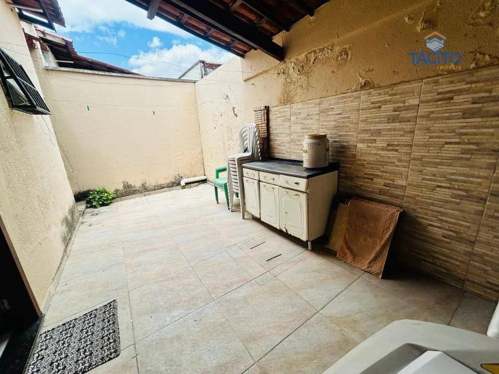 Casa, 3 quartos, 60 m² - Foto 1