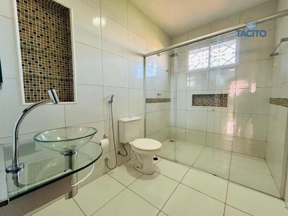 Casa, 5 quartos, 284 m² - Foto 4