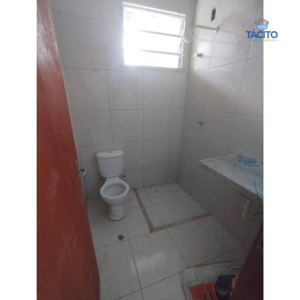 Casa à venda com 3 quartos, 90m² - Foto 10