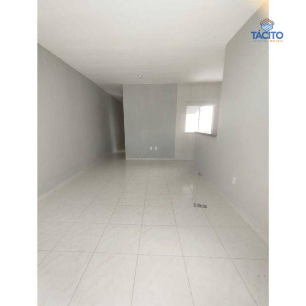 Casa à venda com 3 quartos, 90m² - Foto 5