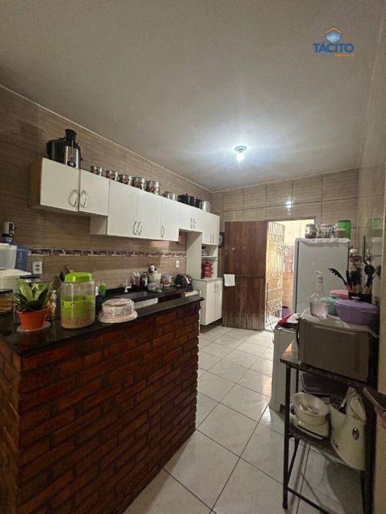 Casa, 3 quartos, 170 m² - Foto 2