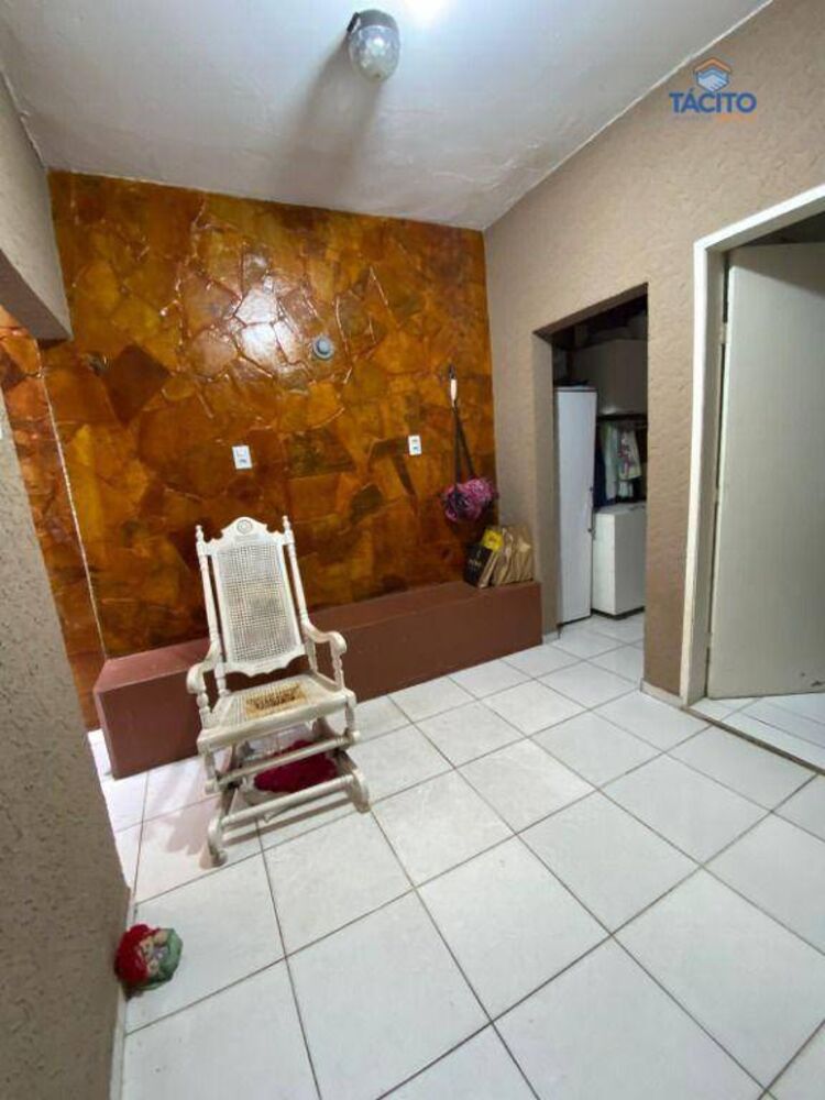 Casa, 5 quartos, 250 m² - Foto 1