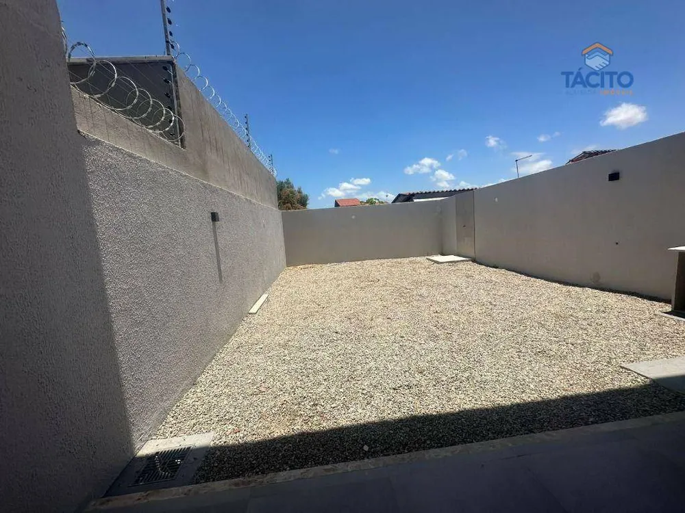 Casa, 4 quartos, 142 m² - Foto 2