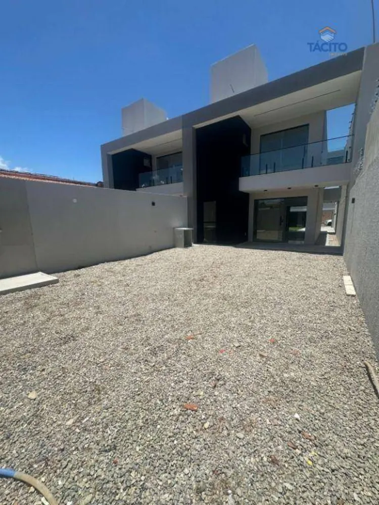 Casa, 4 quartos, 142 m² - Foto 1
