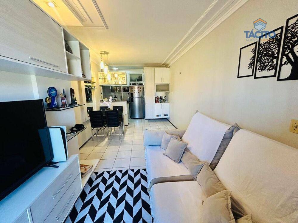 Apartamento à venda com 3 quartos, 76m² - Foto 2
