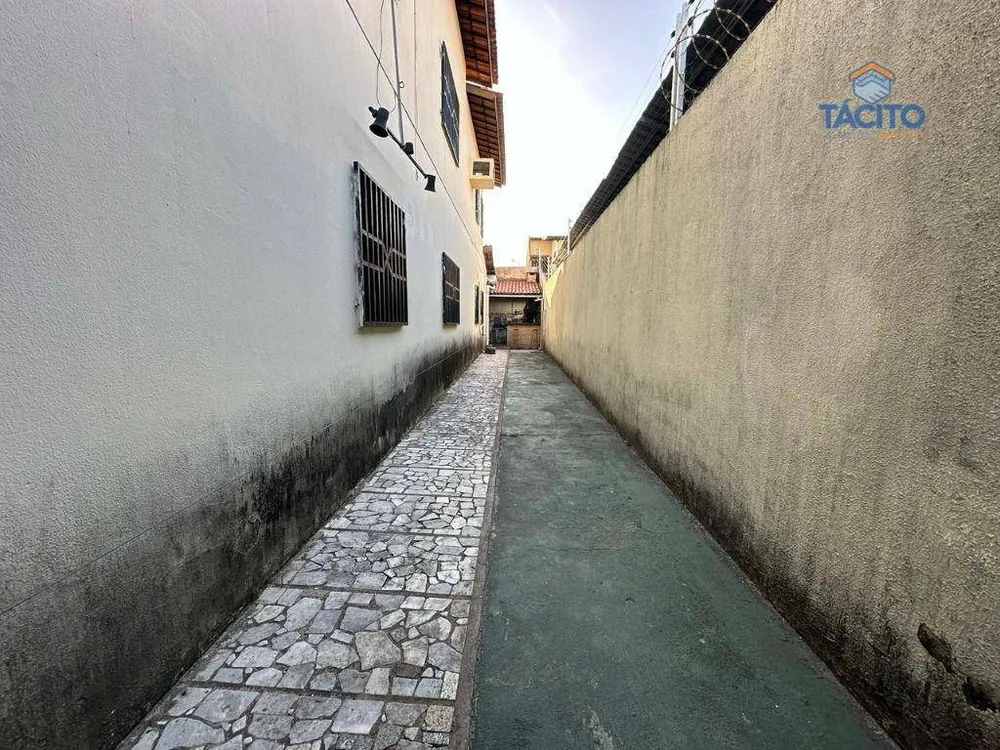 Casa, 3 quartos, 210 m² - Foto 3