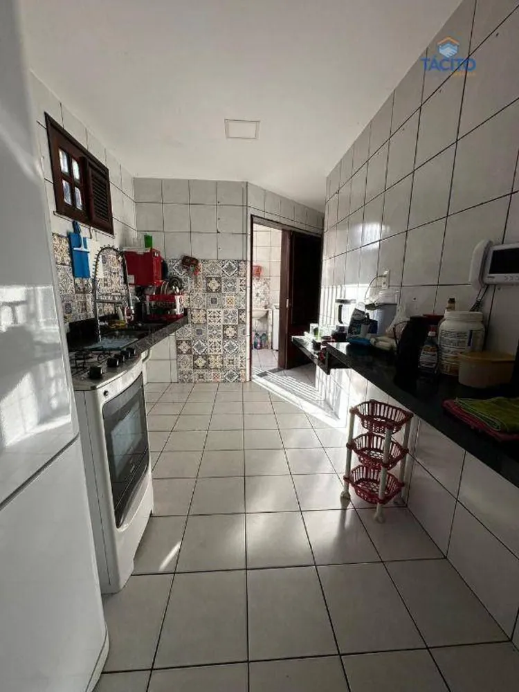 Casa, 3 quartos, 210 m² - Foto 1