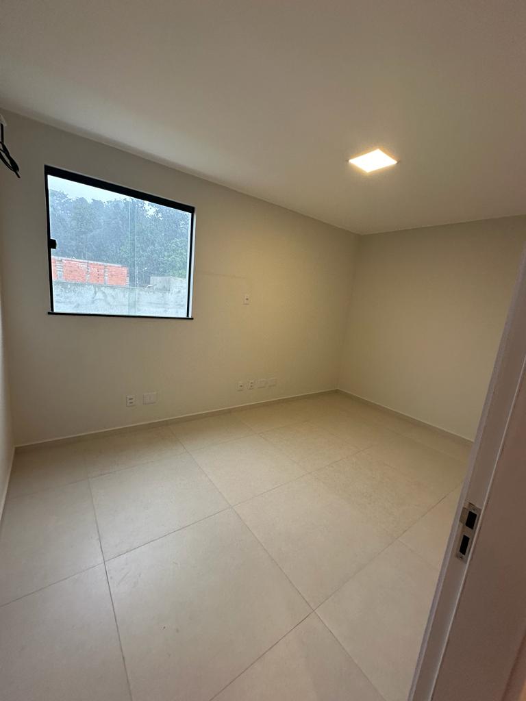 Casa de Condomínio à venda com 4 quartos, 180m² - Foto 8