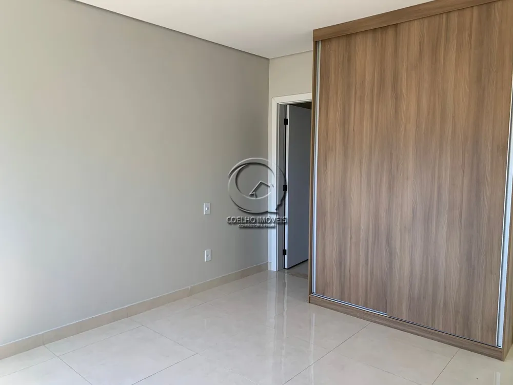Casa, 3 quartos, 268 m² - Foto 2