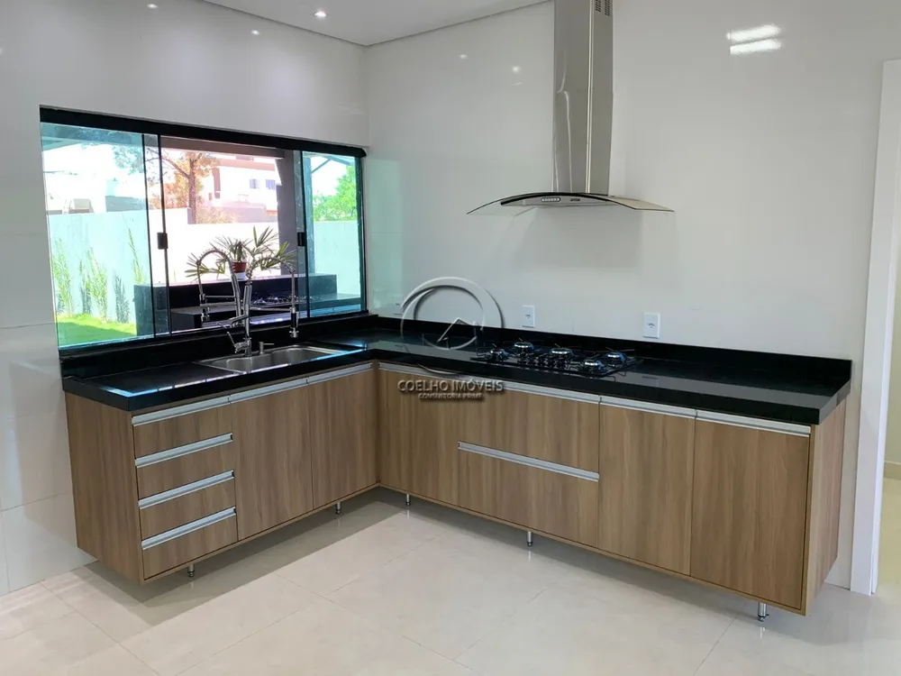 Casa, 3 quartos, 268 m² - Foto 4