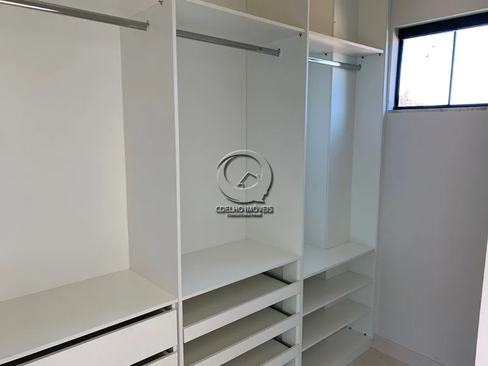 Casa, 3 quartos, 268 m² - Foto 19