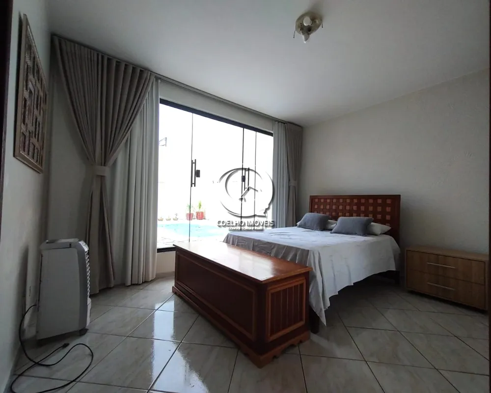 Casa, 3 quartos, 270 m² - Foto 11