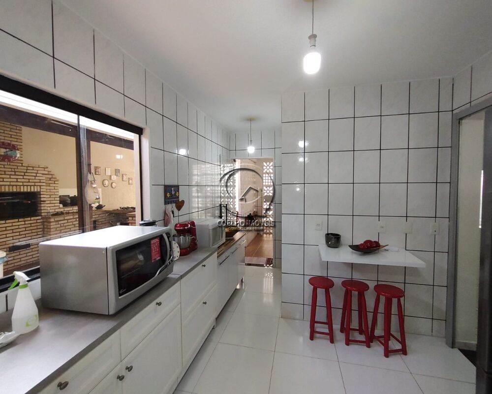 Casa, 3 quartos, 270 m² - Foto 6