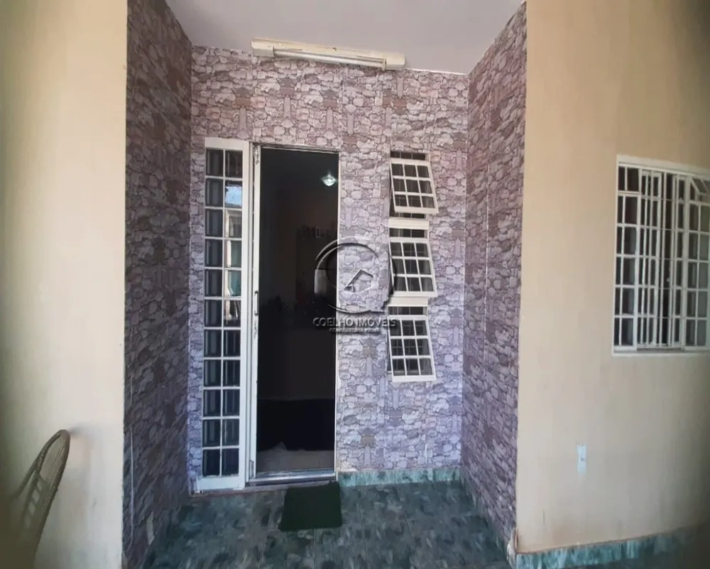 Casa, 3 quartos, 233 m² - Foto 1