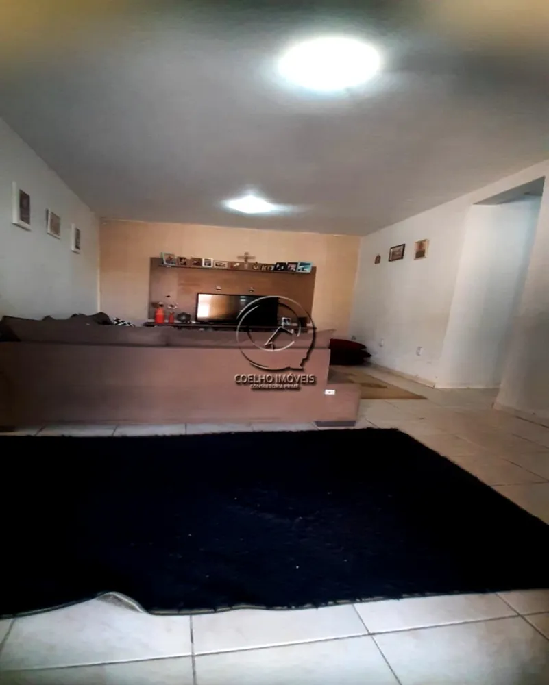 Casa, 3 quartos, 233 m² - Foto 3