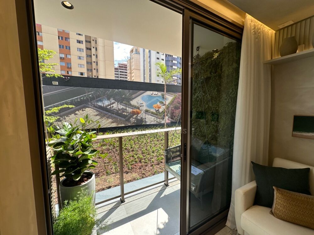 Apartamento à venda com 3 quartos, 87m² - Foto 1