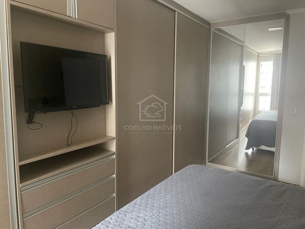 Apartamento à venda com 4 quartos, 164m² - Foto 2
