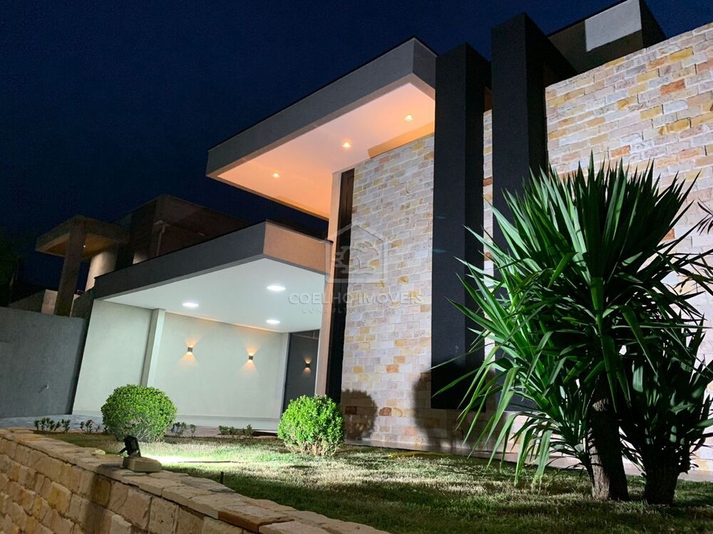 Casa, 3 quartos, 260 m² - Foto 1