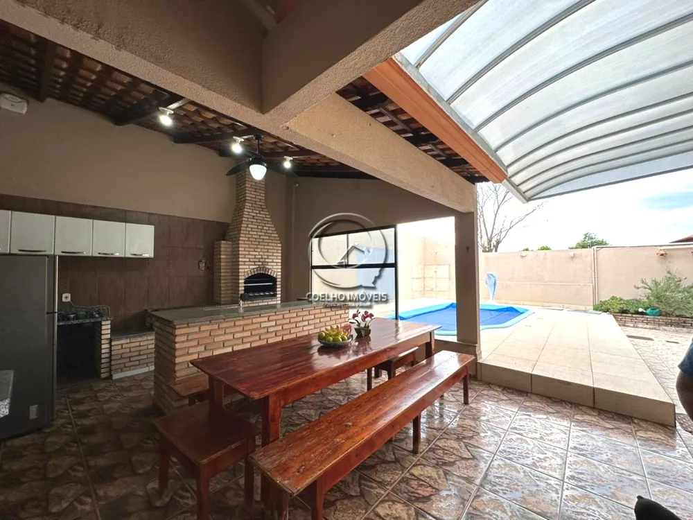Casa, 4 quartos, 472 m² - Foto 1
