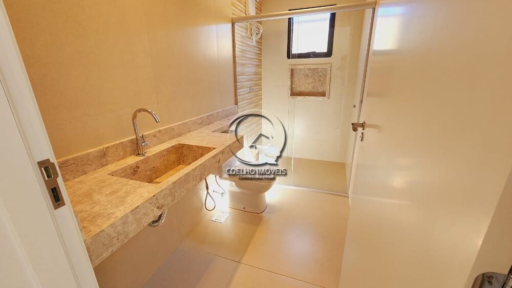 Casa à venda com 3 quartos, 304m² - Foto 5