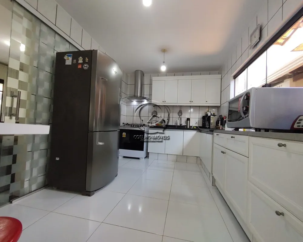Casa, 3 quartos, 270 m² - Foto 16