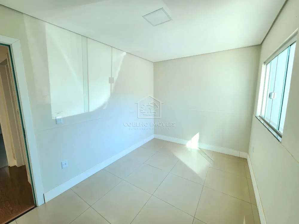 Casa, 4 quartos, 200 m² - Foto 4