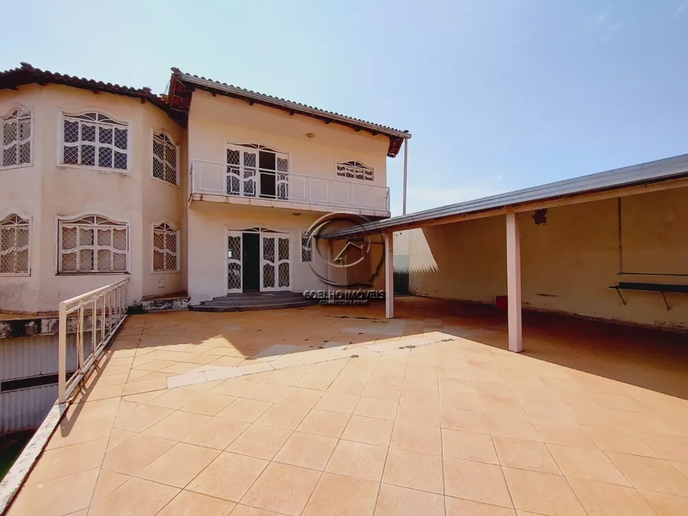 Casa, 4 quartos, 704 m² - Foto 1