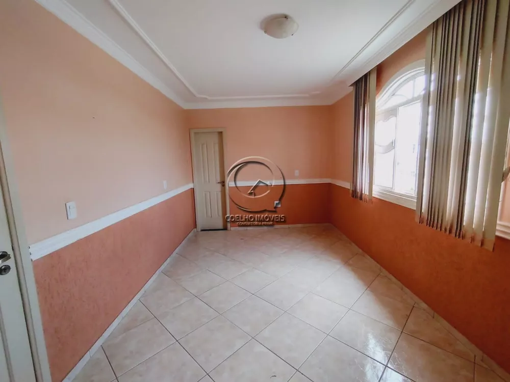Casa, 4 quartos, 704 m² - Foto 3
