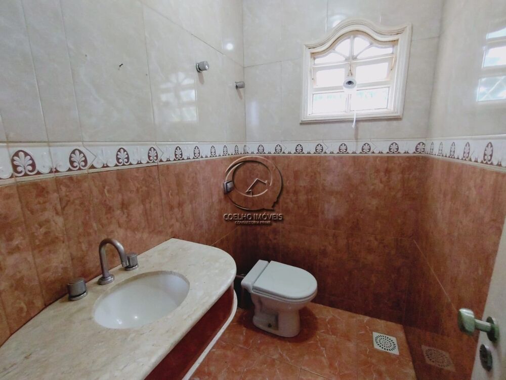 Casa à venda com 4 quartos, 704m² - Foto 2