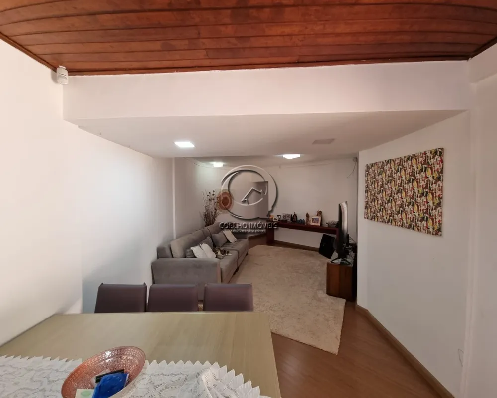 Casa, 3 quartos, 250 m² - Foto 2