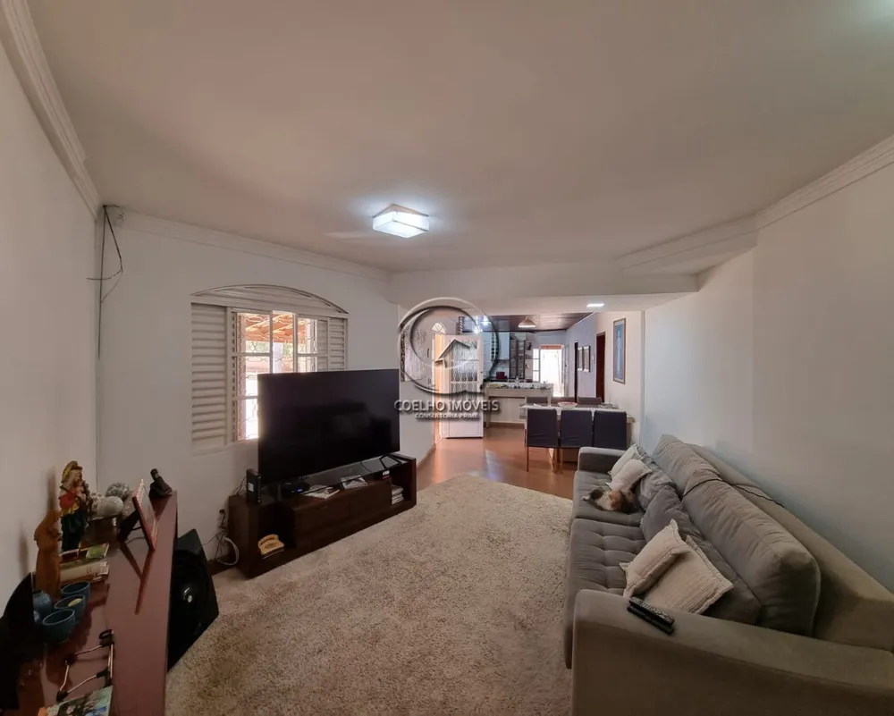 Casa, 3 quartos, 250 m² - Foto 4