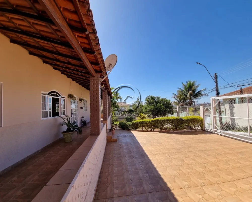 Casa, 4 quartos, 340 m² - Foto 2