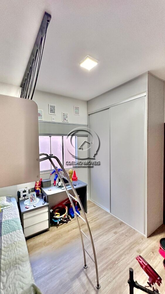 Casa, 3 quartos, 220 m² - Foto 1