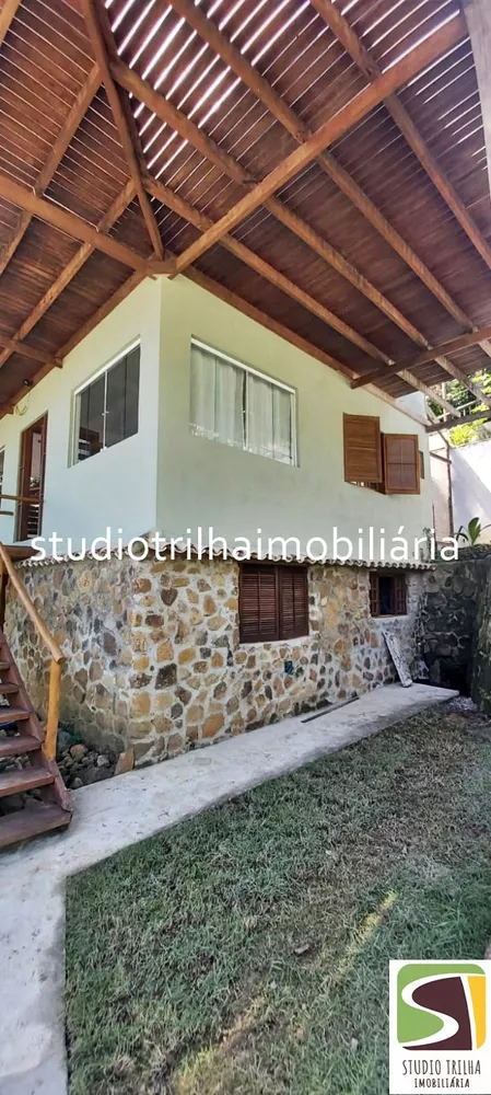 Casa à venda com 3 quartos - Foto 1