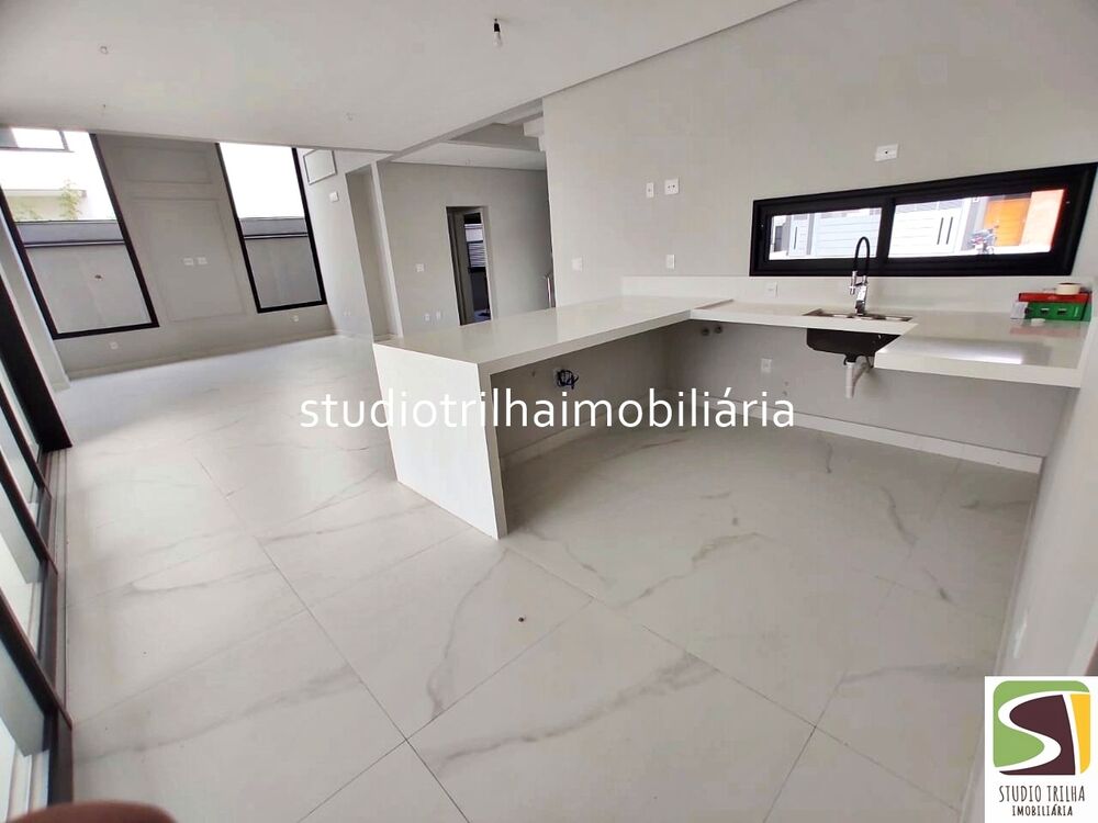 Casa, 4 quartos - Foto 1