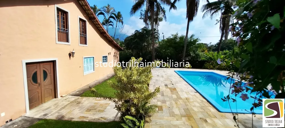 Casa, 3 quartos, 2300 m² - Foto 1