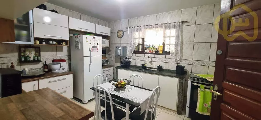 Casa, 3 quartos, 77 m² - Foto 4