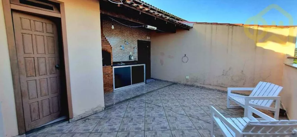 Casa, 3 quartos, 214 m² - Foto 3