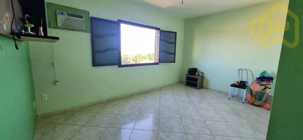 Casa, 3 quartos, 214 m² - Foto 8