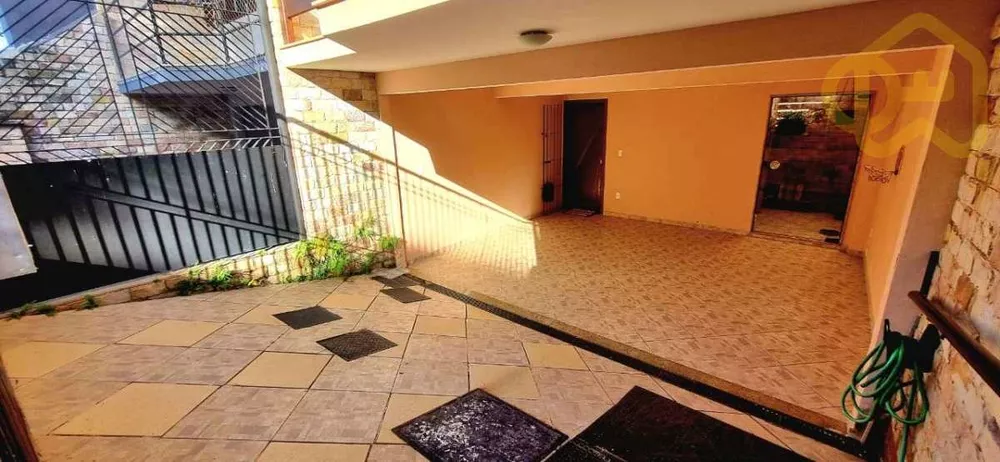 Casa, 3 quartos, 214 m² - Foto 11