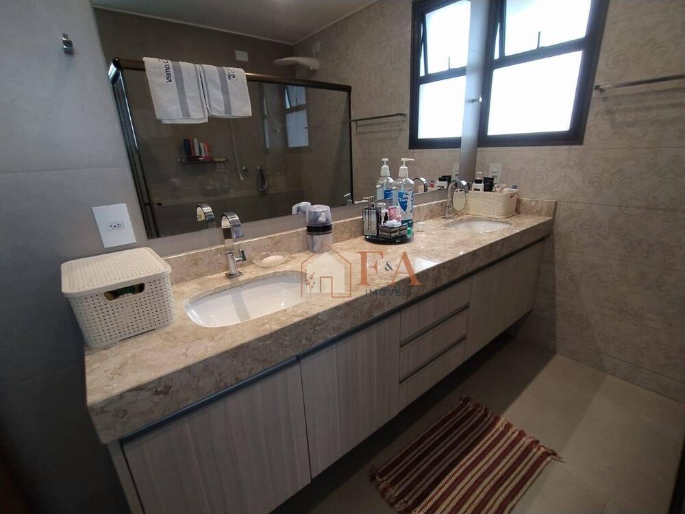 Apartamento à venda com 4 quartos, 240m² - Foto 12